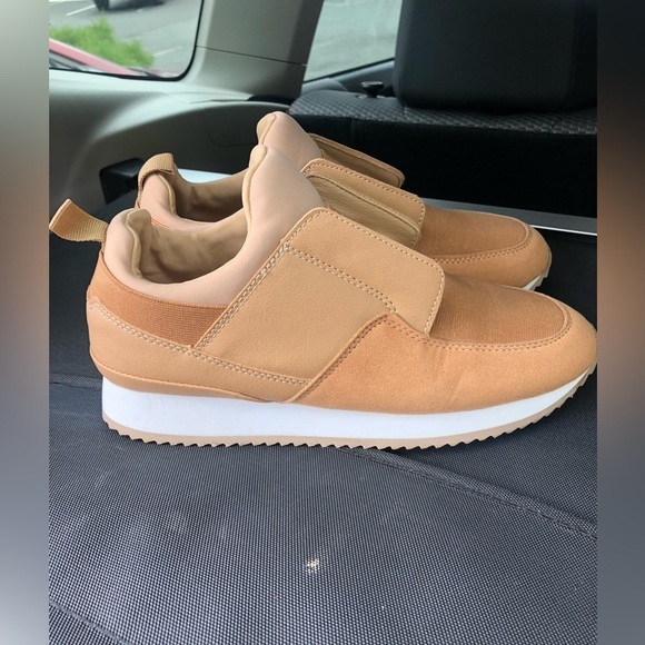 Matt & Nat TESS VEGAN RUNNING SHOES Sand size 6 - Picture 2 of 9